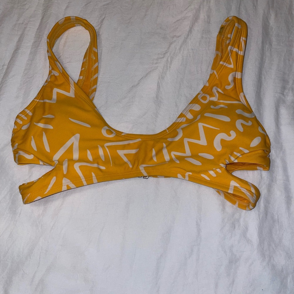 Chevron bikini top